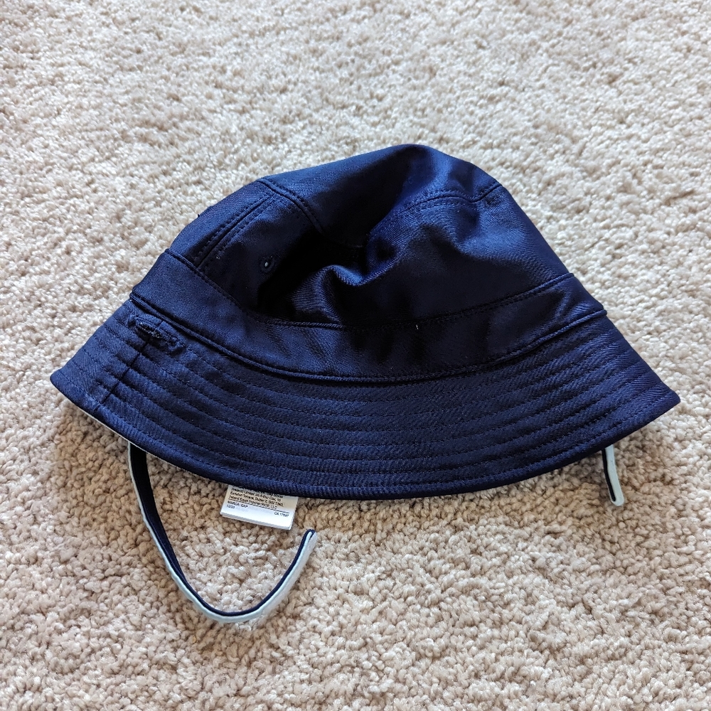 Baby Gap sun and water hat